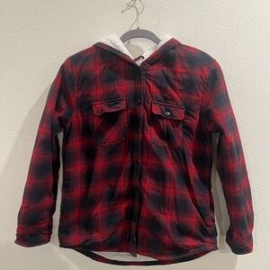 Boston Traders Women's Red Plaid Sherpa Lined Flannel Jacket [MISSING BUTTON]